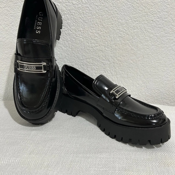 Guess Apply Platform Loafers in black Size 6 - Picture 1 of 7